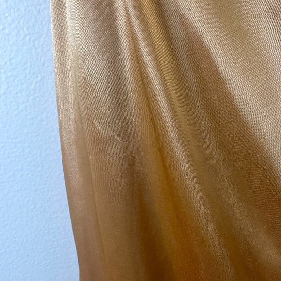 NWT XOXO Gold evening dress Size Medium - Picture 5 of 11
